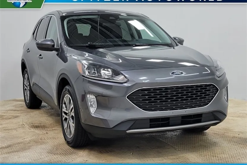 2022 Ford Escape Hybrid SEL photo 1