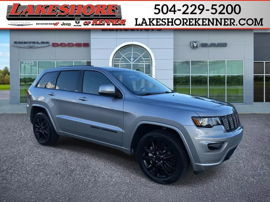 2021 Jeep Grand Cherokee Laredo photo 1