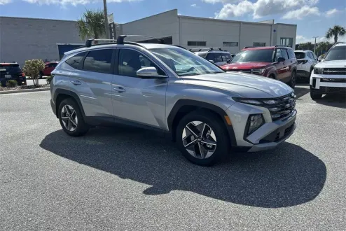 2026 Hyundai Tucson SEL Convenience photo 2
