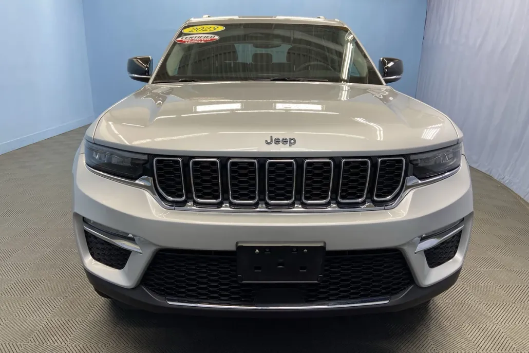 2023 Jeep Cherokee 4xe photo 1