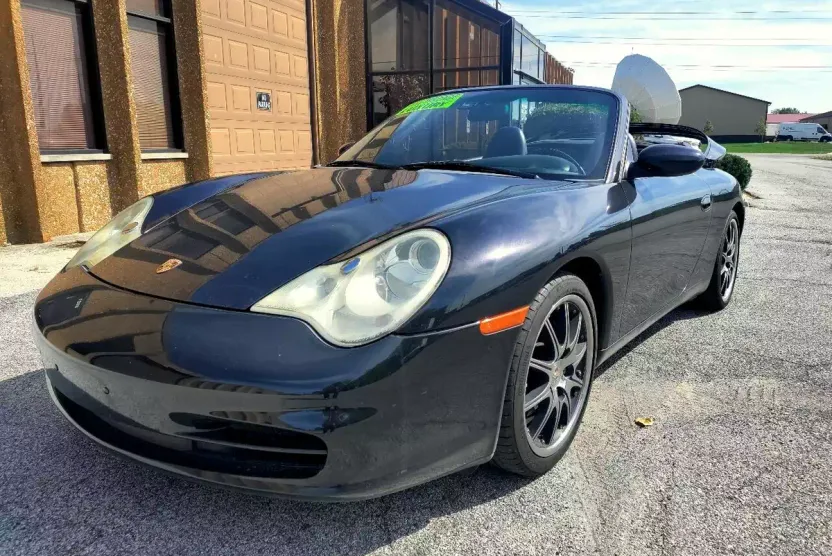 2002 Porsche 911 Cabriolet photo 1