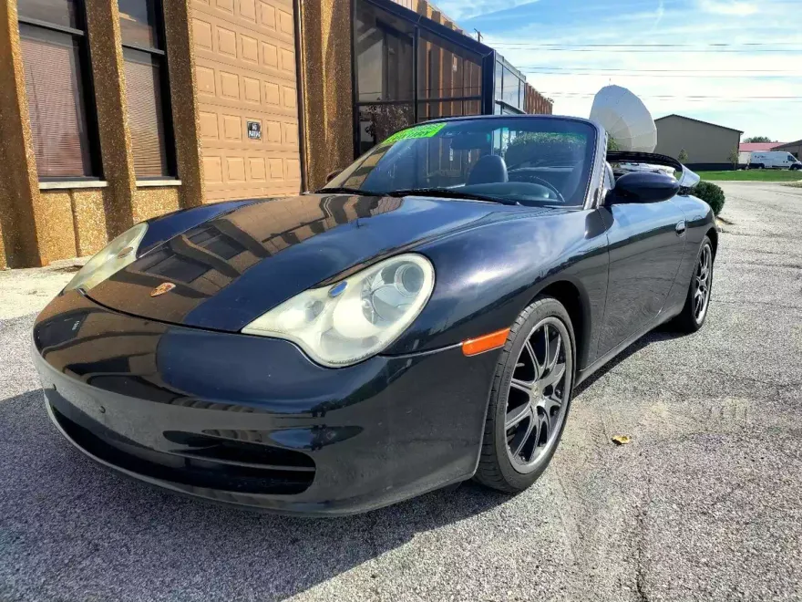 2002 Porsche 911 Cabriolet photo 1
