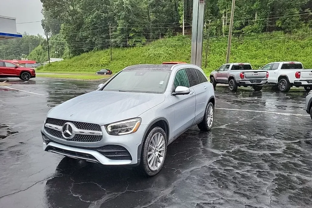 2022 Mercedes Benz GLC 300 4MATIC photo 1