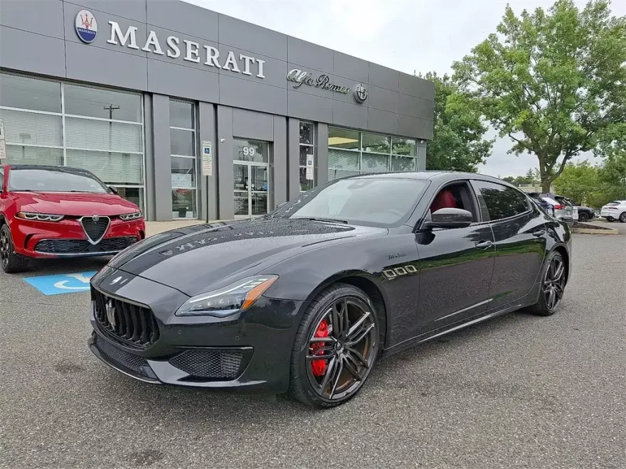 2022 Maserati Quattroporte Modena photo 1