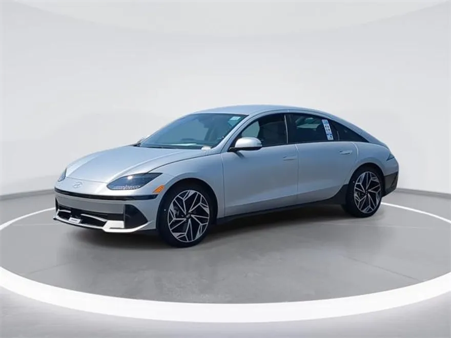 2025 Hyundai Ioniq 6 SEL photo 1