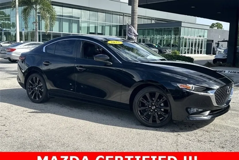 2025 Mazda Mazda3 2.5 Select Sport photo 1