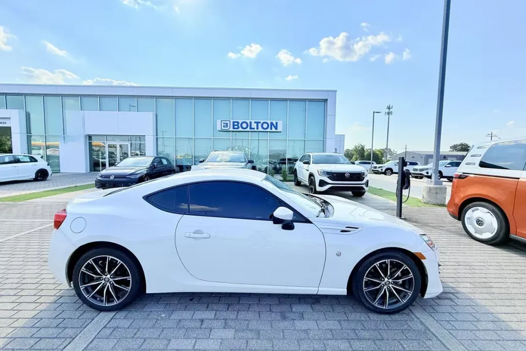 2019 Toyota GR86 Base photo 1