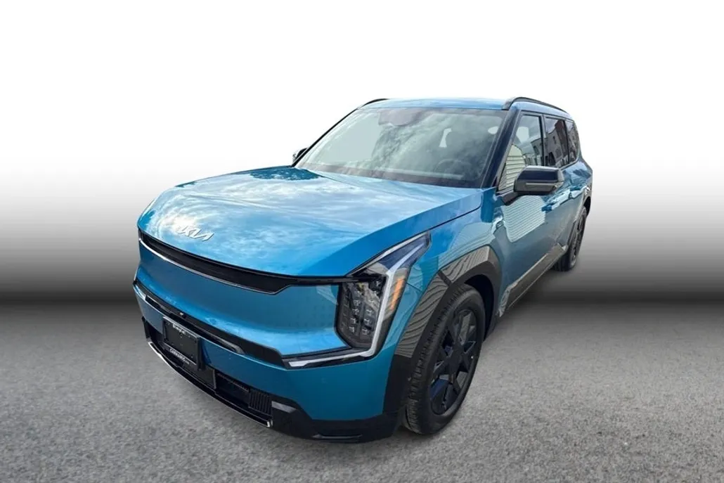 2026 Kia EV9 Land photo 1