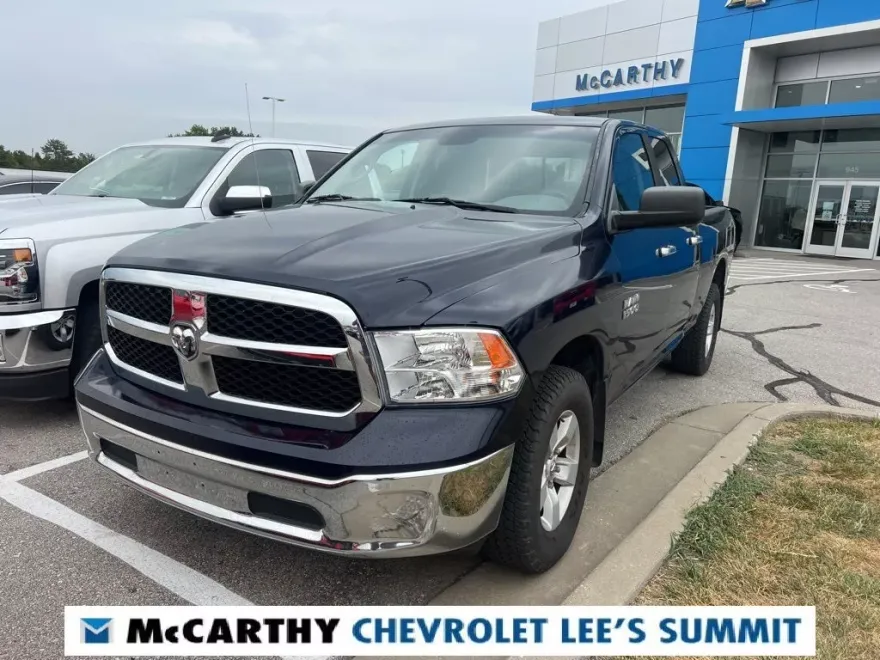 2016 Ram 1500 SLT photo 1