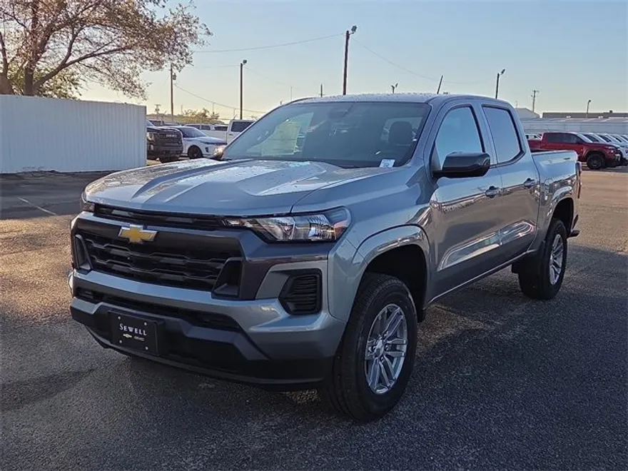 2026 Chevrolet Colorado LT photo 1