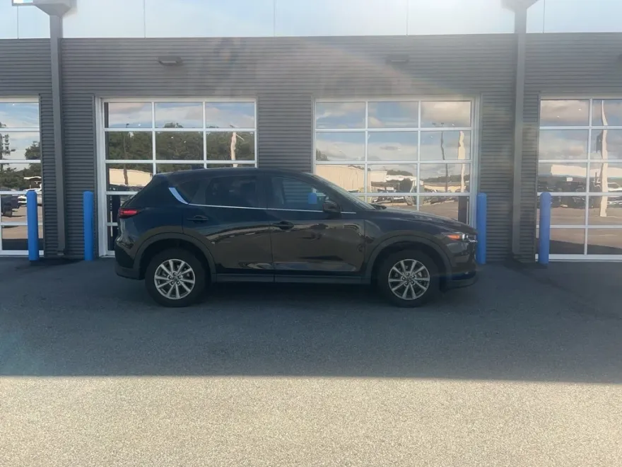 2023 Mazda CX-5 2.5 Select photo 1