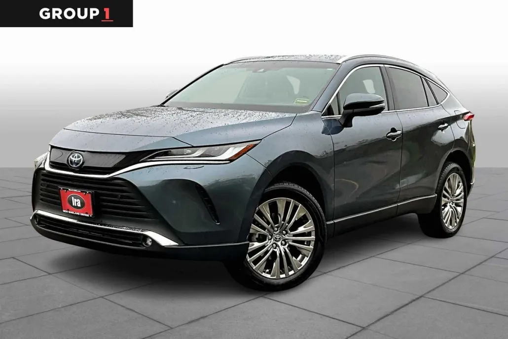 2023 Toyota Venza XLE photo 1