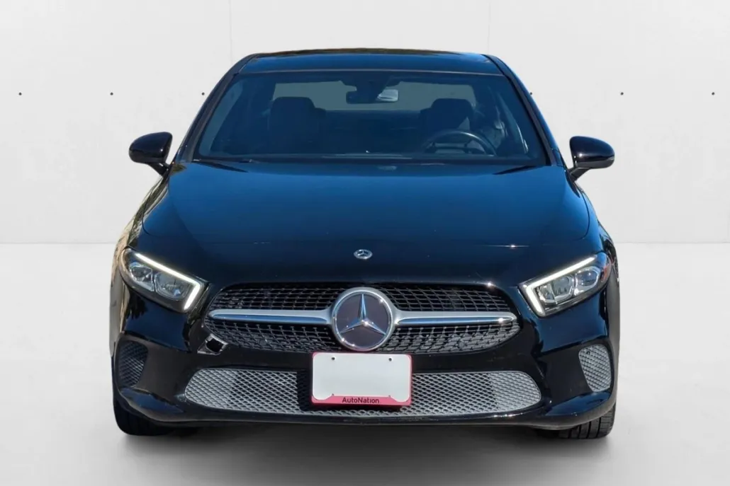 2021 Mercedes Benz A 220 photo 1
