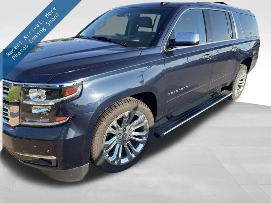 2019 Chevrolet Suburban Premier photo 1