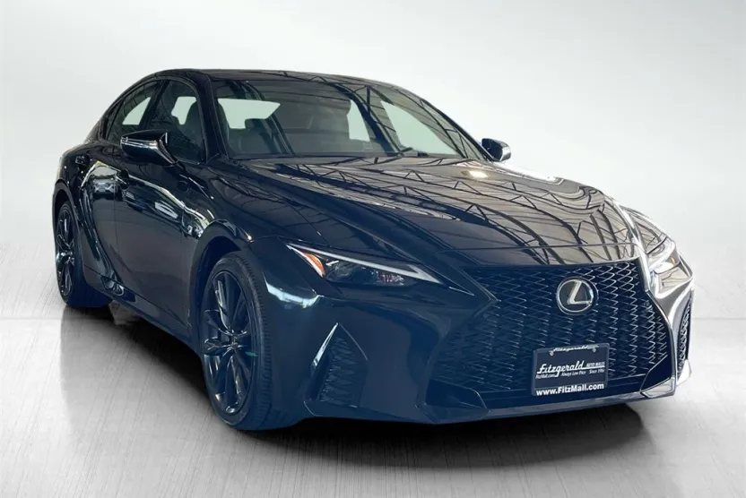 2021 Lexus IS 350 F SPORT photo 1
