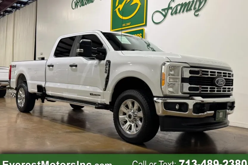 2023 Ford F-250 XL photo 1