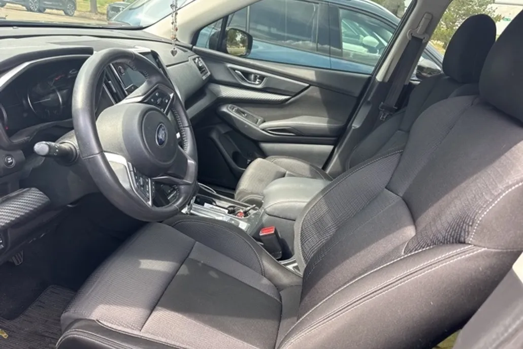 2023 Subaru Ascent Premium photo 1