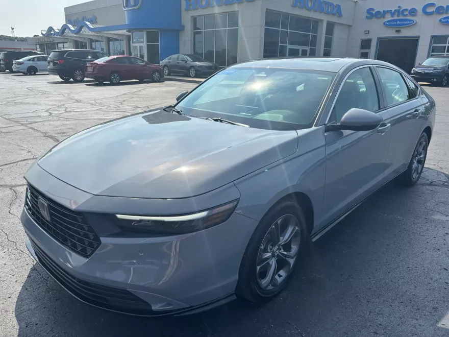 2023 Honda Accord Hybrid EX-L photo 1