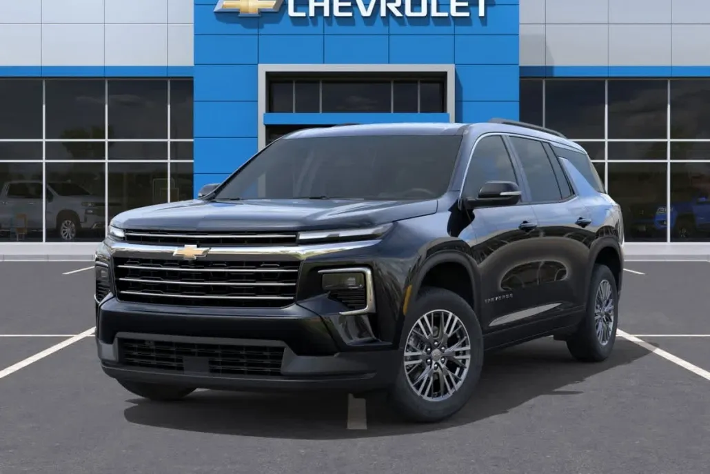 2025 Chevrolet Traverse photo 1