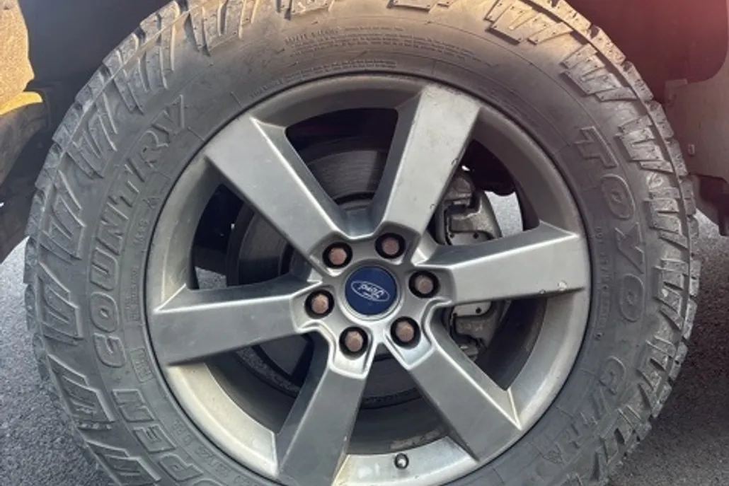 2016 Ford F-150 XLT photo 1