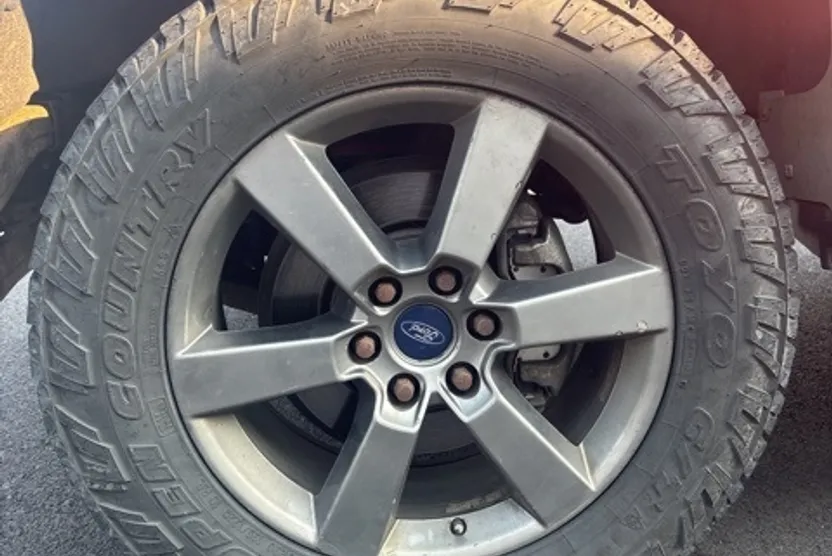 2016 Ford F-150 XLT photo 1