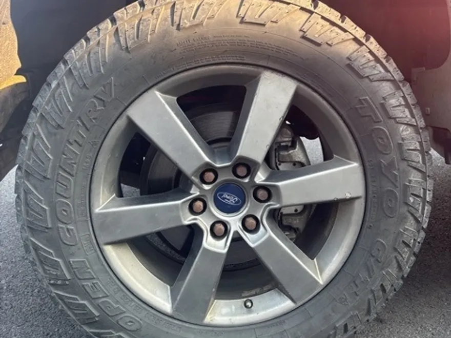 2016 Ford F-150 XLT photo 1