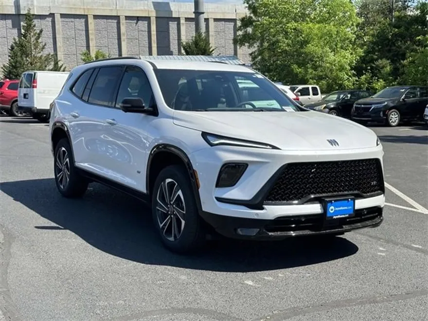 2025 Buick Enclave Sport Touring photo 1