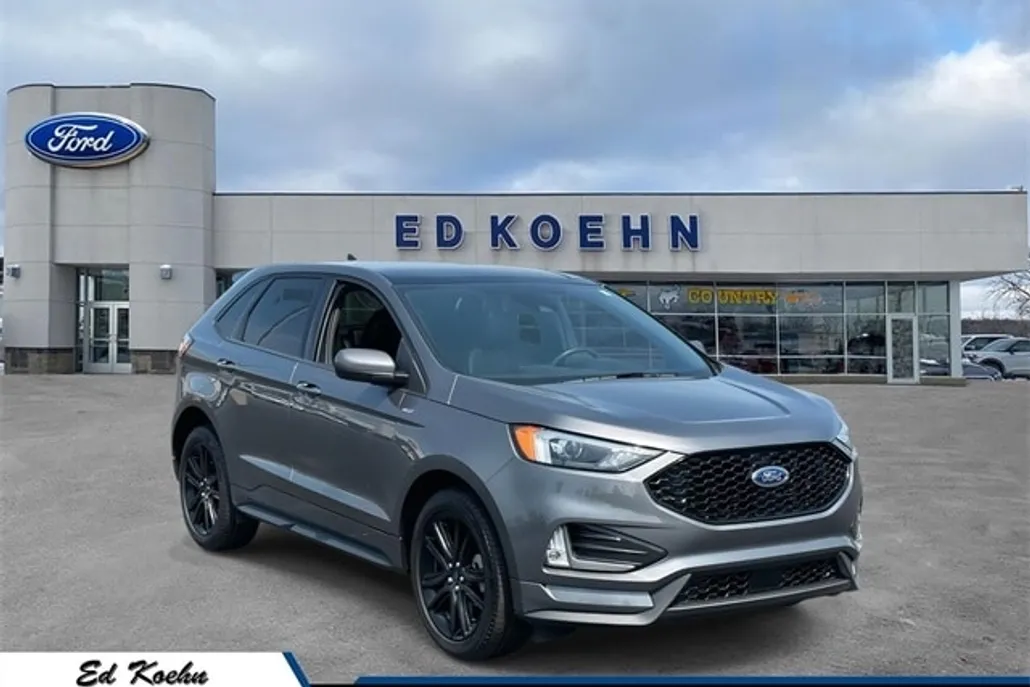 2024 Ford Edge ST photo 1