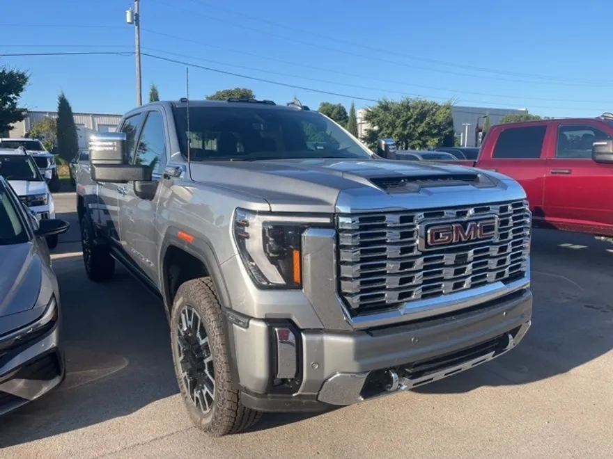 2025 Gmc Sierra HD Denali photo 1