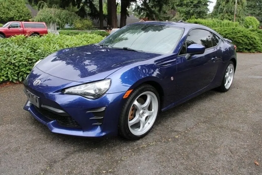 2018 Toyota GR86 Base photo 1
