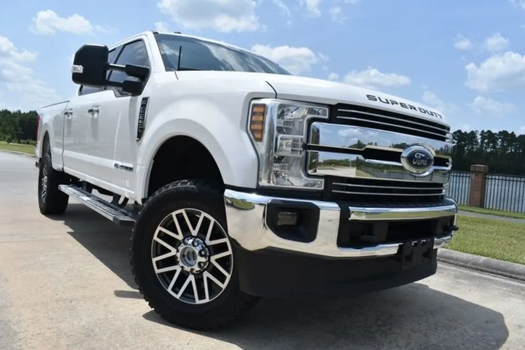 2018 Ford F-250 Lariat photo 1