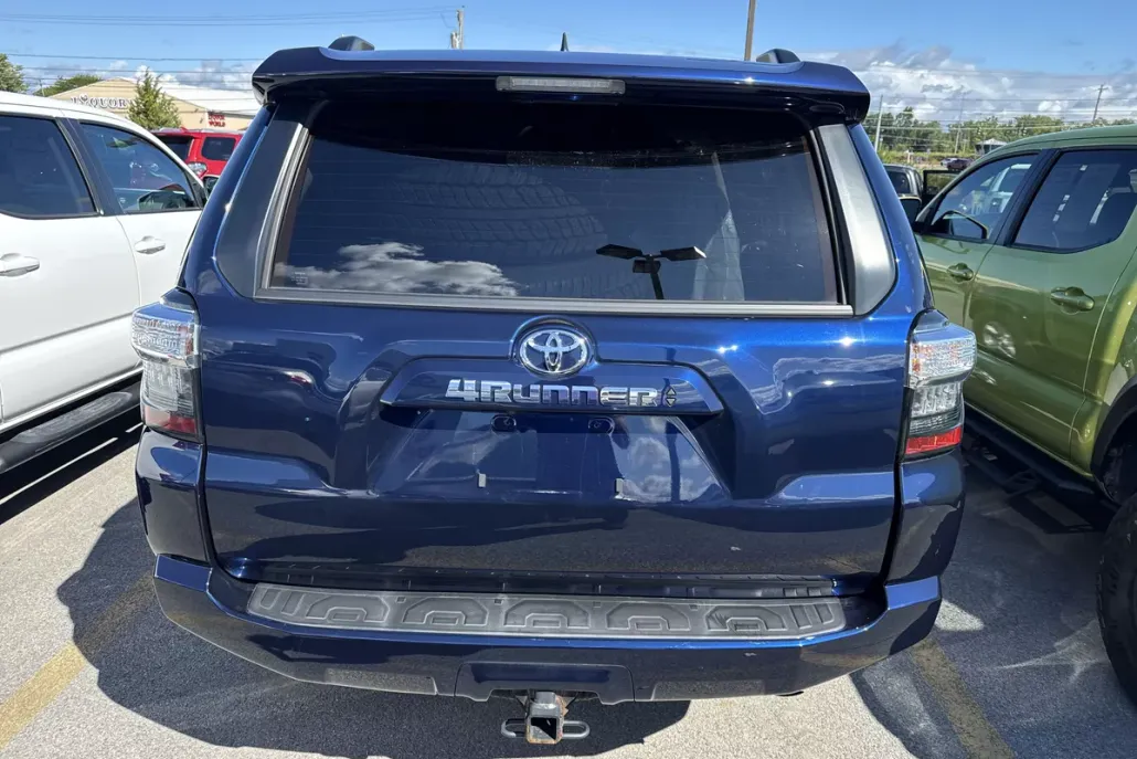 2021 Toyota 4Runner SR5 Premium photo 1