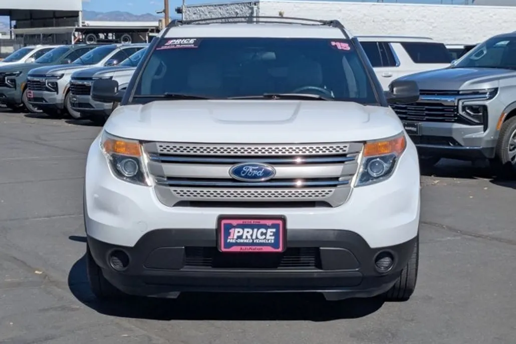 2015 Ford Explorer Base photo 1