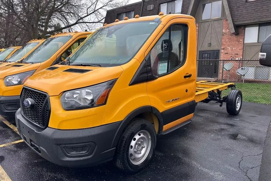 2023 Ford Transit photo 1