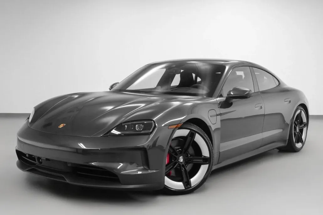 2025 Porsche Taycan 4S photo 1