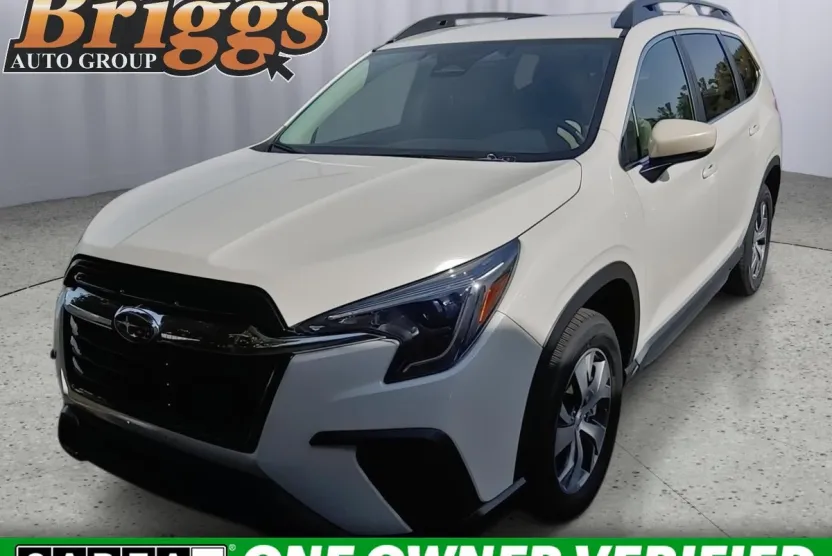 2024 Subaru Ascent Premium photo 1