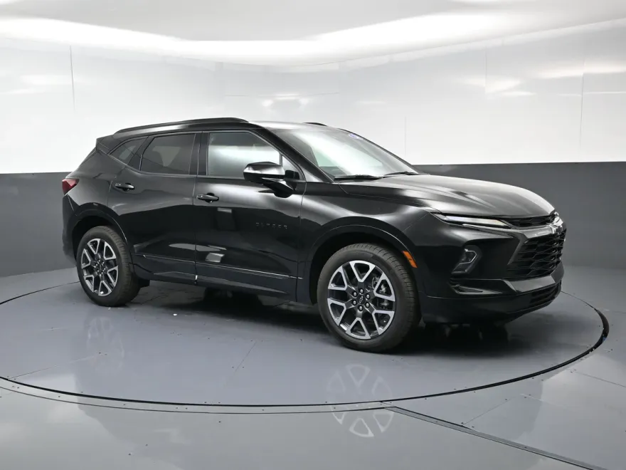 2024 Chevrolet Blazer RS photo 1