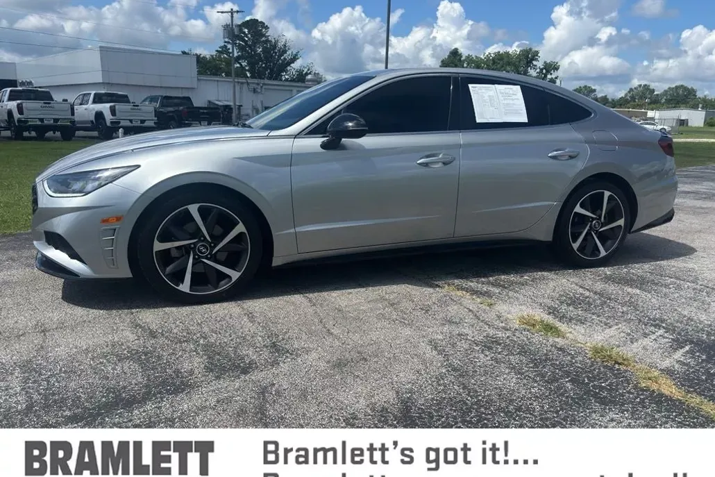 2021 Hyundai Sonata SEL Plus photo 1
