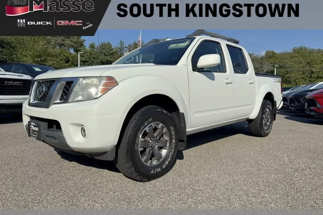 2016 Nissan Frontier PRO-4X photo 1