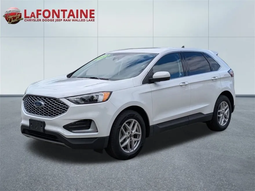 2024 Ford Edge SEL photo 1