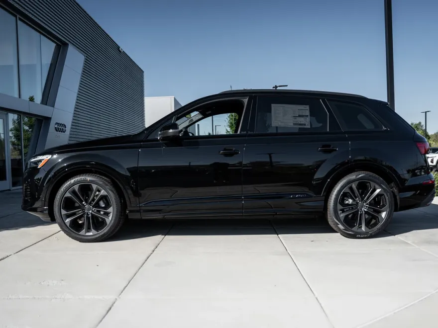 2026 Audi Q7 Premium Plus photo 1