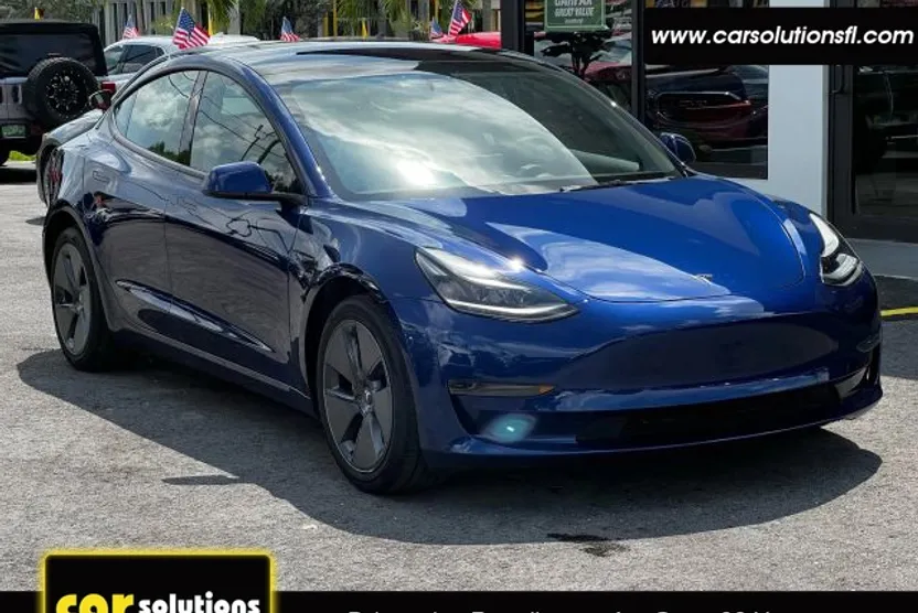 2022 Tesla Model 3 photo 1