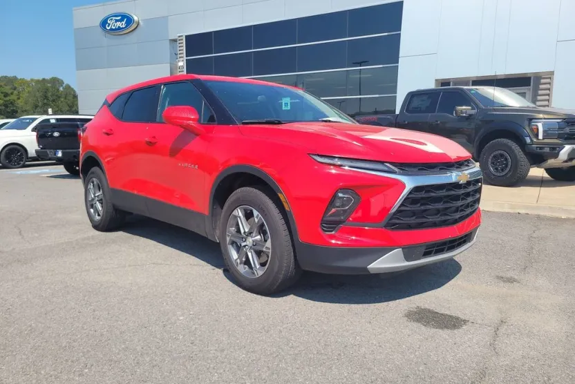 2023 Chevrolet Blazer 2LT photo 1