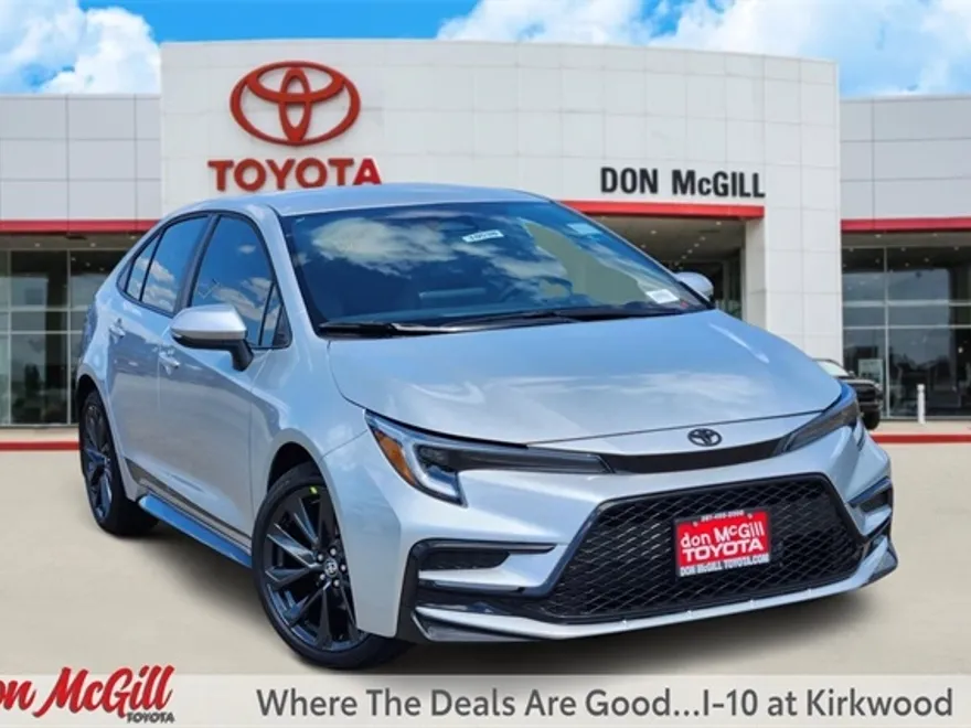 2026 Toyota Corolla SE photo 1