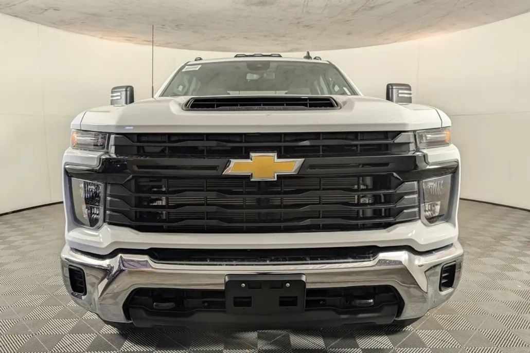2025 Chevrolet Silverado 3500HD Work Truck photo 1