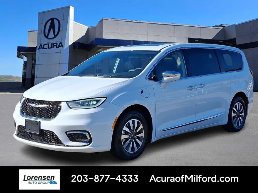 2022 Chrysler Pacifica Hybrid Limited photo 1