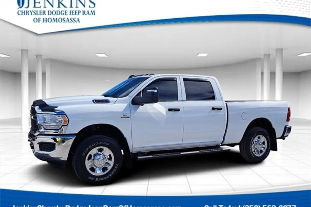 2024 Ram 3500 Tradesman photo 1