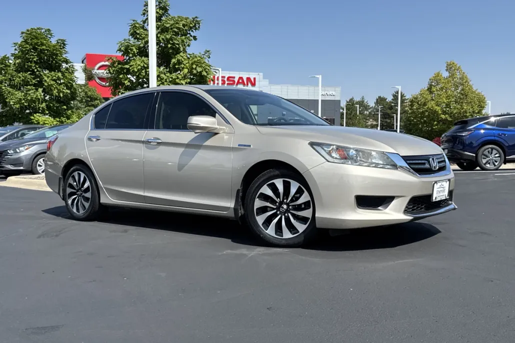 2014 Honda Accord Hybrid photo 1
