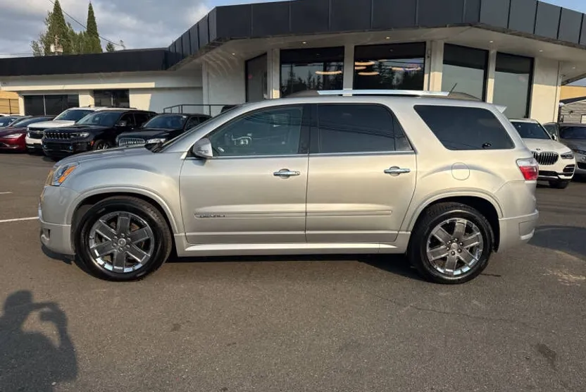 2012 Gmc Acadia Denali photo 1