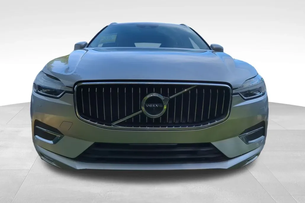 2019 Volvo XC60 T5 Inscription photo 1